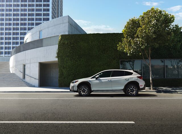 16._2019_Crosstrek_Hybrid.jpg