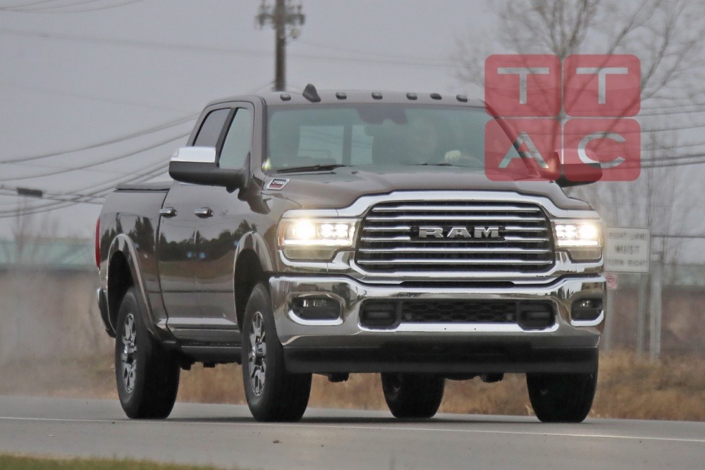 2020-Ram-HD.jpg