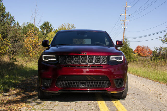 2018 Jeep Grand Cherokee SRT Trackhawk front fascia in Velvet Red Pearl