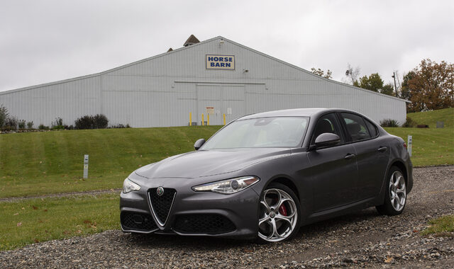 2018 Alfa Romeo Giulia Ti Sport Q4 — Front Three-Quarter View