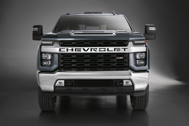 2020 Chevrolet Silverado HD — Direct Front View, CHEVROLET Grille