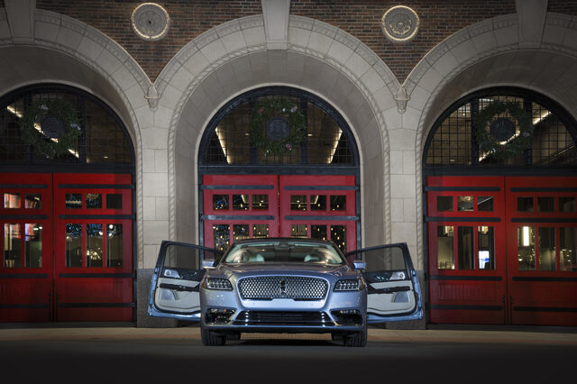 LincolnContinental-CoachDoors_HR_01.jpg