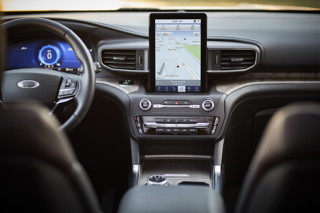 2020 Ford Explorer Platinum interior dashboard with SYNC 3 screen and digital cluster