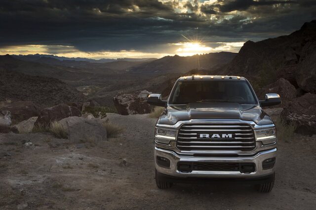 2020 RAM 2500 HD [front grille desert dusk]