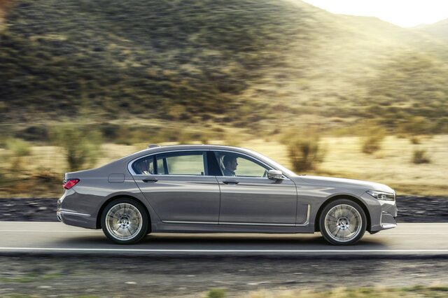 2020 BMW 7-Series – Side Profile Driving Shot in Warm Light