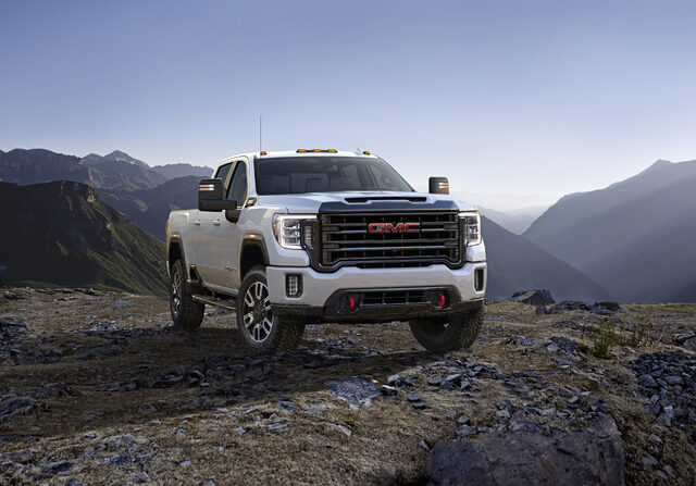 2020-GMC-Sierra-2500HD-AT4-012.jpg