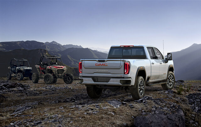 2020-GMC-Sierra-2500HD-AT4-013.jpg
