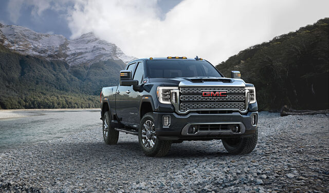2020-GMC-Sierra-2500HD-Denali-005.jpg
