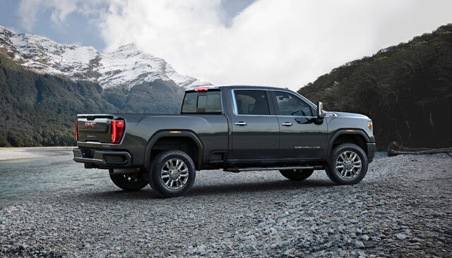 2020-GMC-Sierra-2500HD-Denali-006.jpg