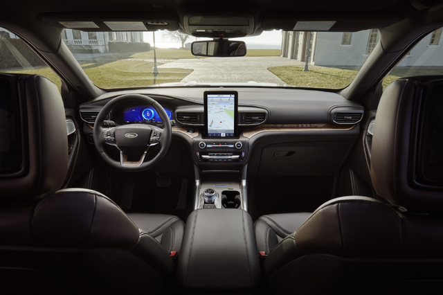 2020 Ford Explorer dashboard and infotainment touchscreen cockpit interior view