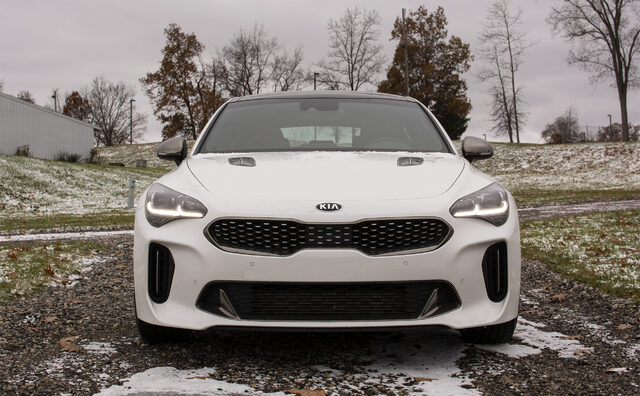 2018 Kia Stinger GT1 AWD front view