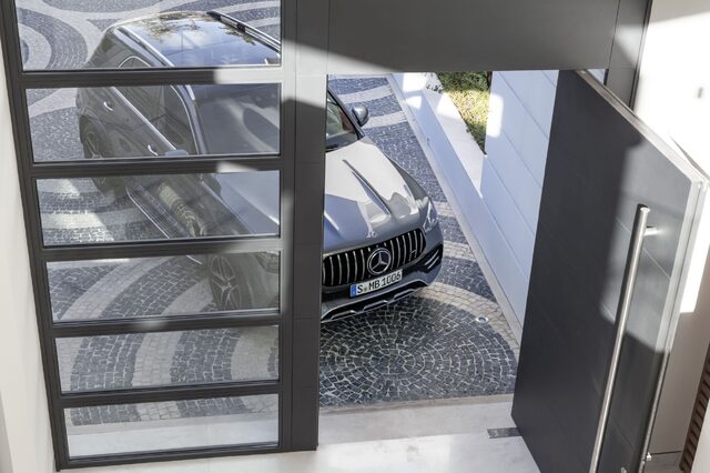 2020 Mercedes-AMG GLE 53 018.jpg