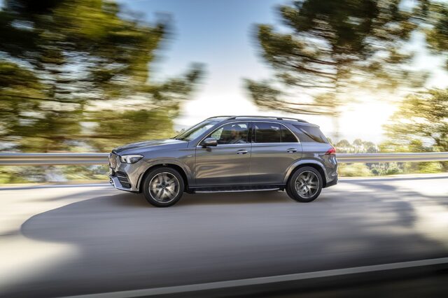 2020 Mercedes-AMG GLE 53 002.jpg