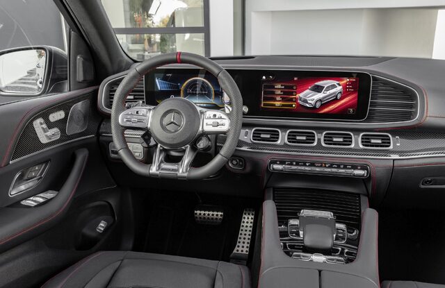 2020 Mercedes-AMG GLE 53 014.jpg