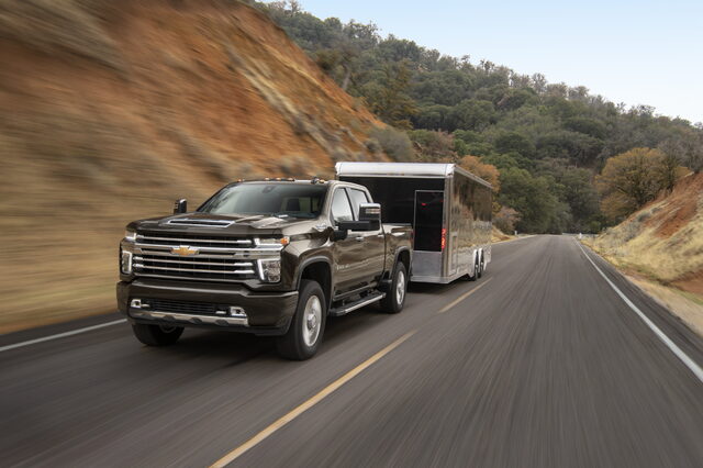 2020-Chevrolet-Silverado-2500HD-HighCountry-025.jpg