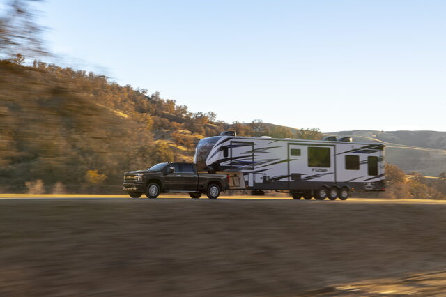 2020-Chevrolet-Silverado-2500HD-HighCountry-026.jpg