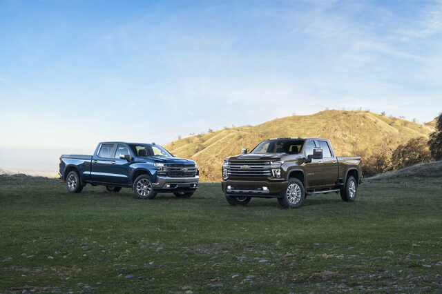 2020-Chevrolet-Silverado-2500HD-HighCountry-035.jpg