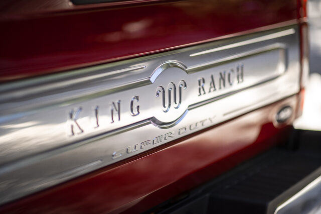 2020 Ford F-Series Super Duty King Ranch, tailgate badge detail
