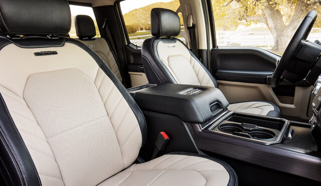 2020 Ford F-Series Super Duty Limited, front seat interior