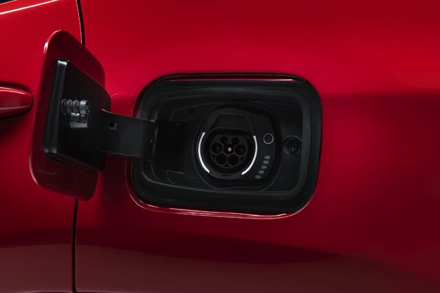 190305_Jeep_Compass_Plug-in_Hybrid_9fgdeutt3hdfobkeanupmfpgl80.jpg