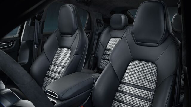 high_cayenne_coupé_2019_porsche_ag (5).jpg