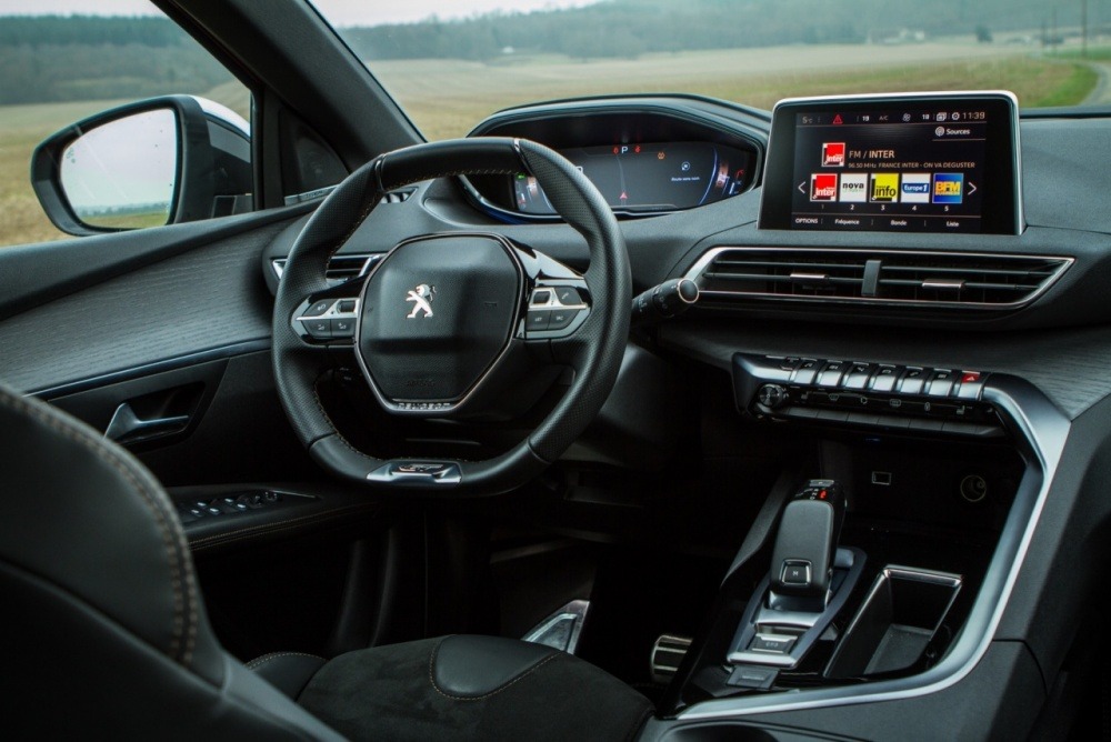 essai-peugeot-3008-gt-interieur-51.jpg