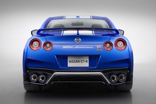 2020 Nissan GT-R 50th SE 007.jpg