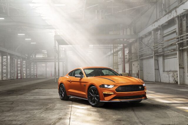 2020-mustang-ecoboost-hpp-02.jpg