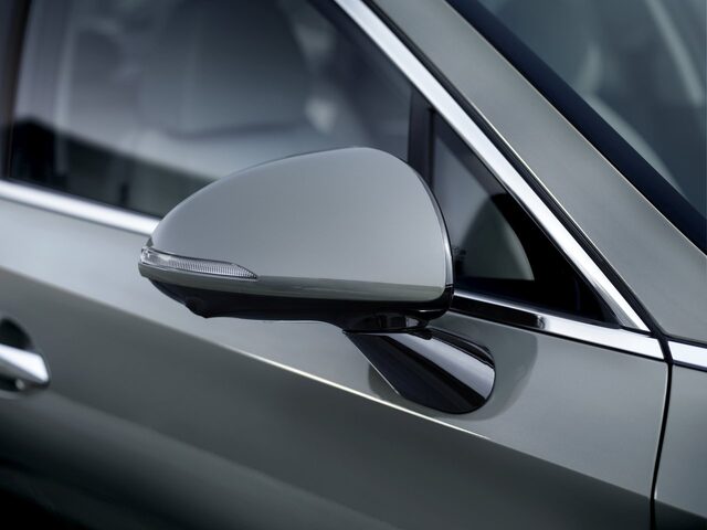 2020 Hyundai Sonata Side Mirror with Integrated Turn Signal