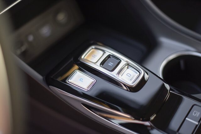 2020 Hyundai Sonata Limited Electronic Gear Selector