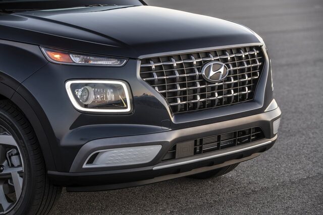 2020 Hyundai Venue SEL front grille closeup detail