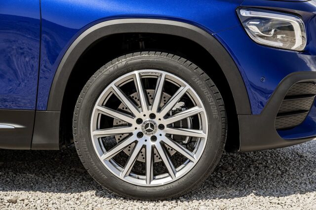 2020 Mercedes-Benz GLB 250 008.jpg