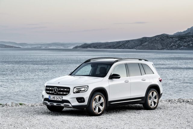 2020 Mercedes-Benz GLB 250 003.jpg