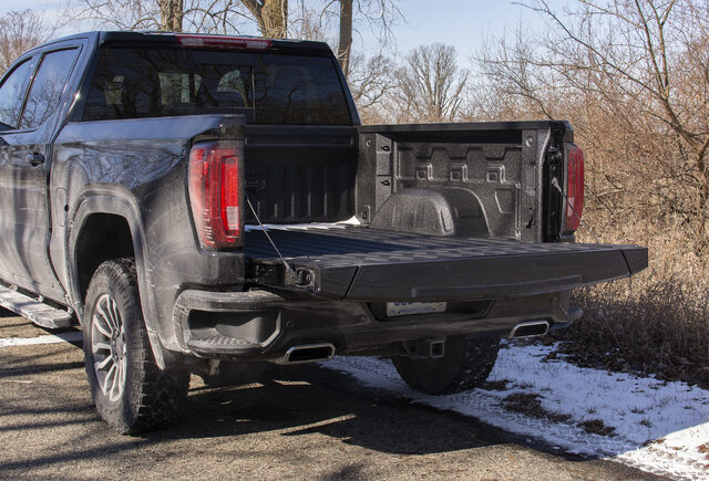 2019 GMC Sierra 1500 AT4 bed and MultiPro tailgate open
