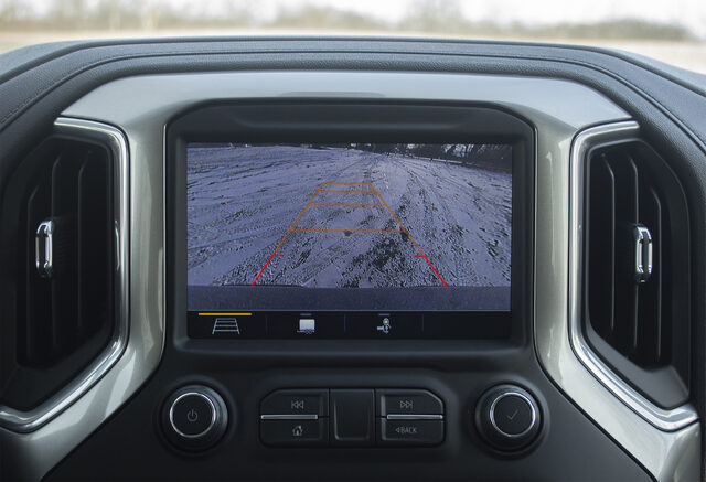 2019 Chevrolet Silverado 1500 backup camera display