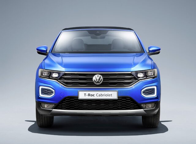 2020 Volkswagen T-Roc Cabriolet 032.jpg