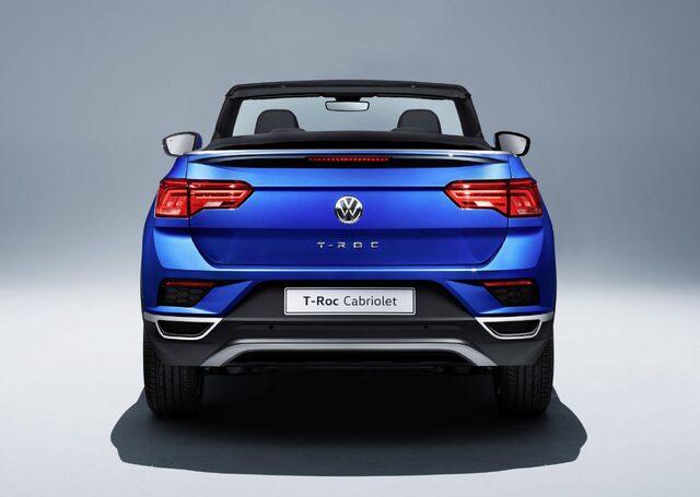 2020 Volkswagen T-Roc Cabriolet 044.jpg