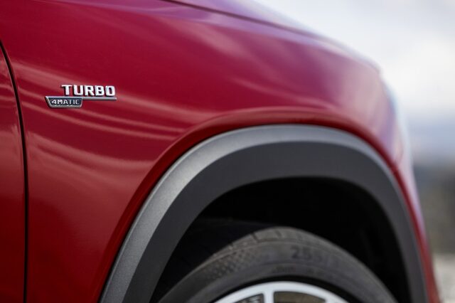 2021 Mercedes-AMG GLB 35 022.jpg