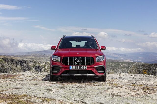 2021 Mercedes-AMG GLB 35 020.jpg