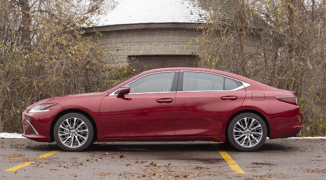 2019 Lexus ES 350 Side Profile on Overcast Winter Day