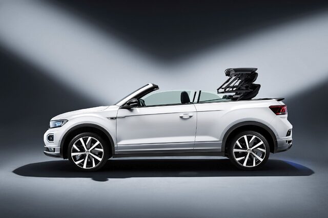 2020 Volkswagen T-Roc Cabriolet 014.jpg