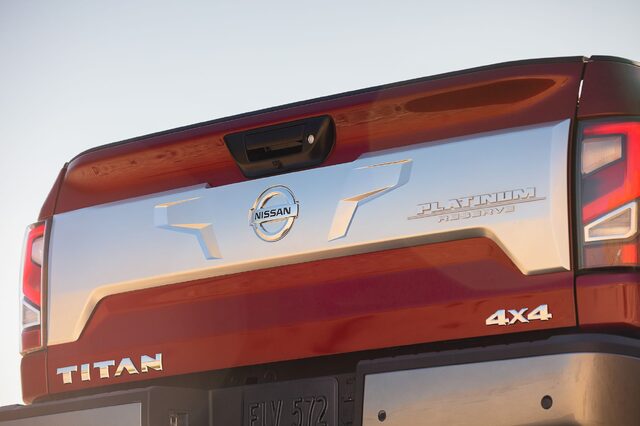 2020 Nissan TITAN Platinum Reserve-5.jpg