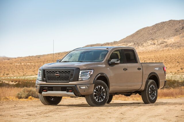 2020 Nissan TITAN PRO-4X-16.jpg
