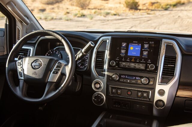 2020 Nissan TITAN SL-27.jpg