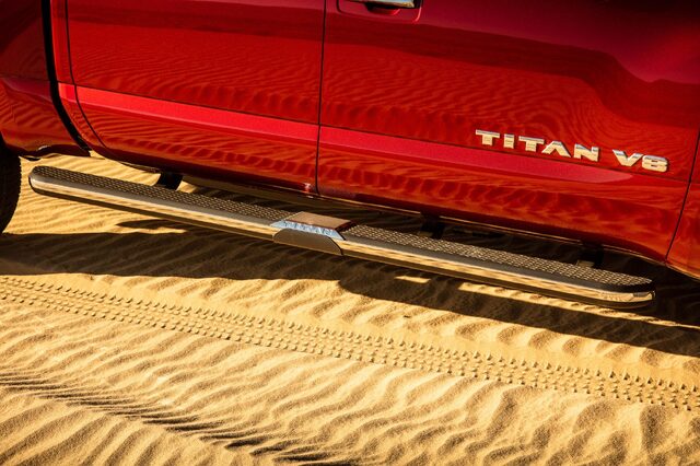 2020 Nissan TITAN SL-7.jpg