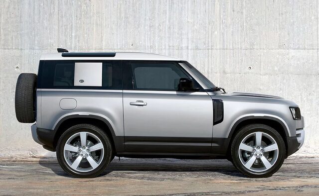 2020 Land Rover Defender 009.jpg