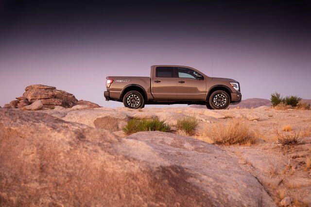 2020 Nissan TITAN PRO-4X-9.jpg