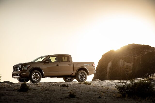 2020 Nissan TITAN PRO-4X-1.jpg