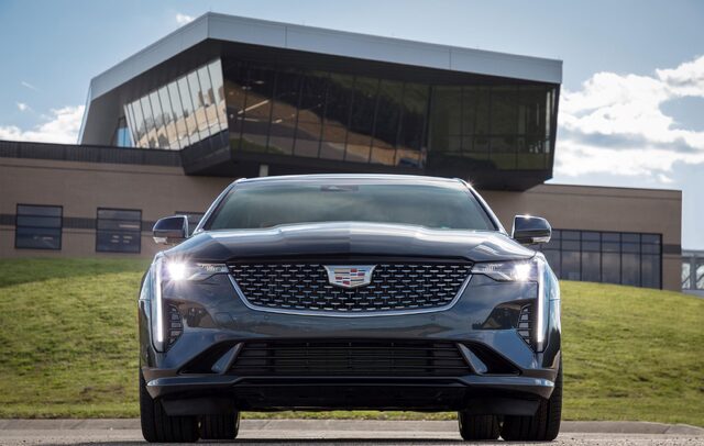 2020 Cadillac CT4 012.jpg