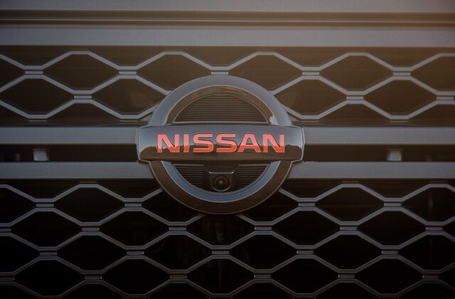 2020 Nissan TITAN PRO-4X-18.jpg